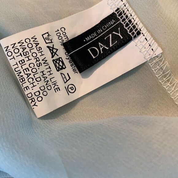 Dazy Women's Tie-Dye Sheer Button-Down Long Sleeve Top Multicolor Size XL - Picture 9 of 9